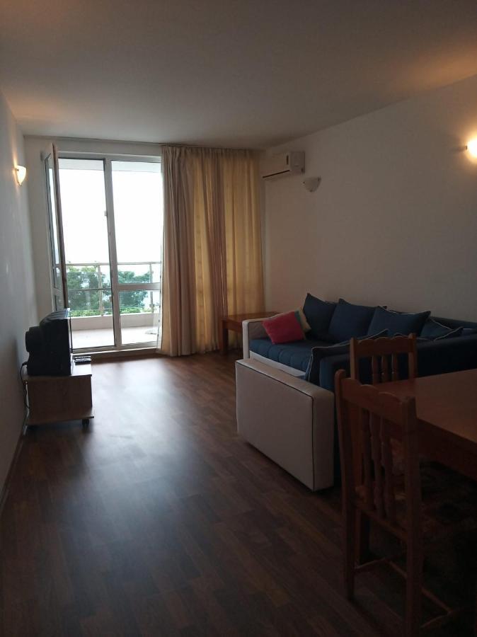 Vilmar Apartment *